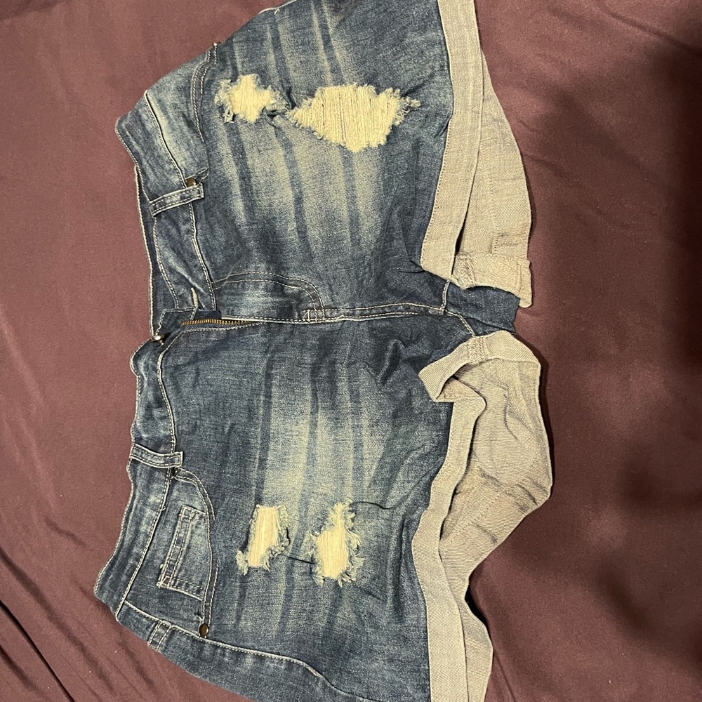 Size XL shorts